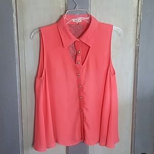 Love Riche Collar Cut-Out Sleeveless Blouse